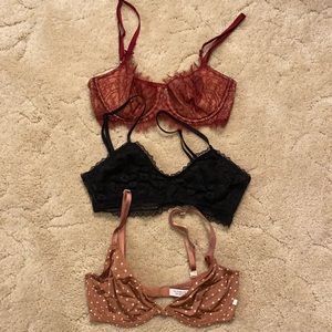 Victoria’s Secret bras, lot/3, 32D/small